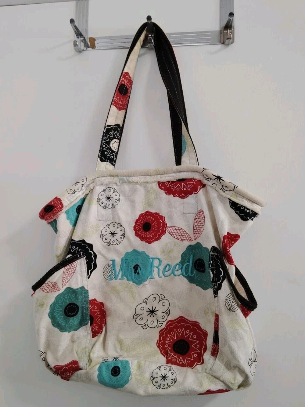 Thirty-One Handbag Tote Retro Metro Retired "Mrs Reed" Embroidered